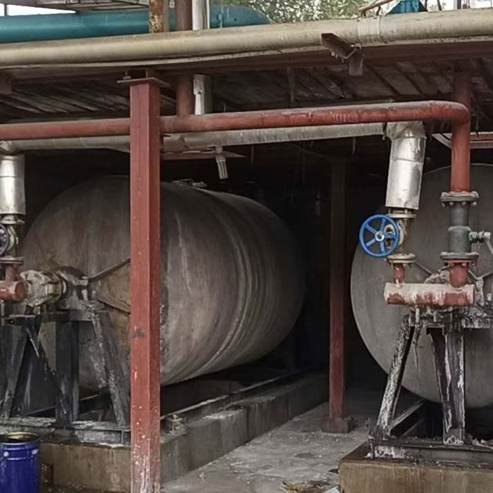 5液化车间生产场景.jpg